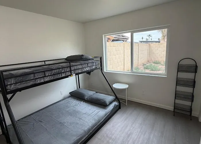 Willa Spring Training Special Comfy 3 Bedroom *