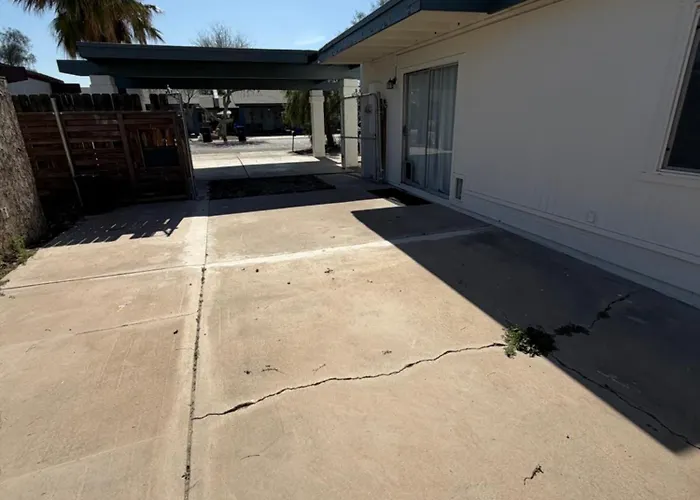 Spring Training Special Comfy 3 Bedroom